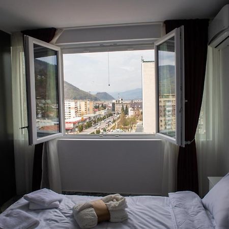 Apart Hotel Center Piatra Neamţ Exteriör bild